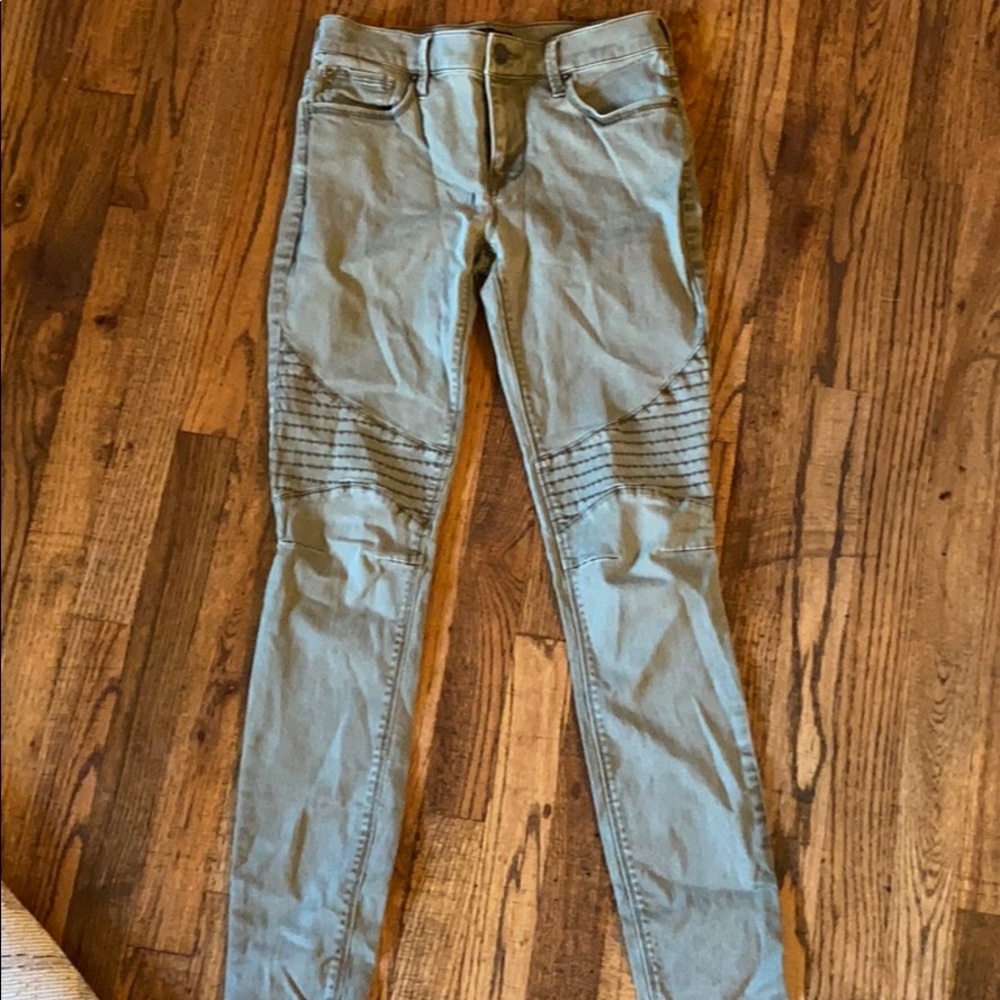 Green army style high waisted jeans!